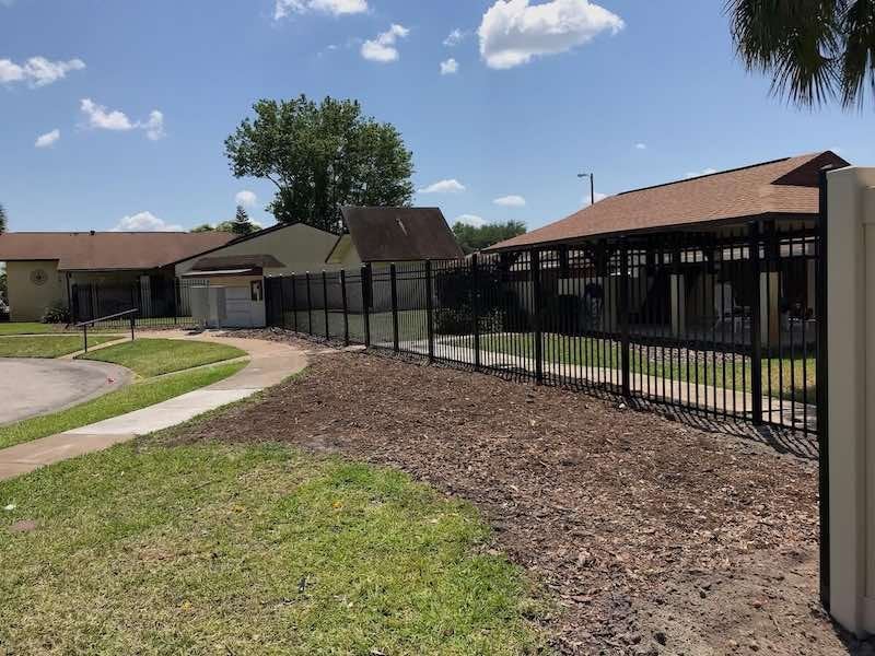 Aluminium_fence