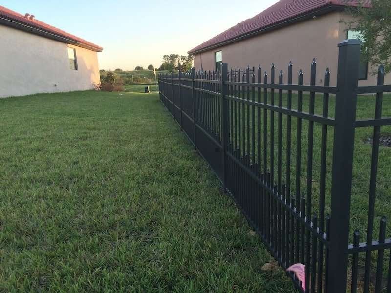 Aluminium_fence