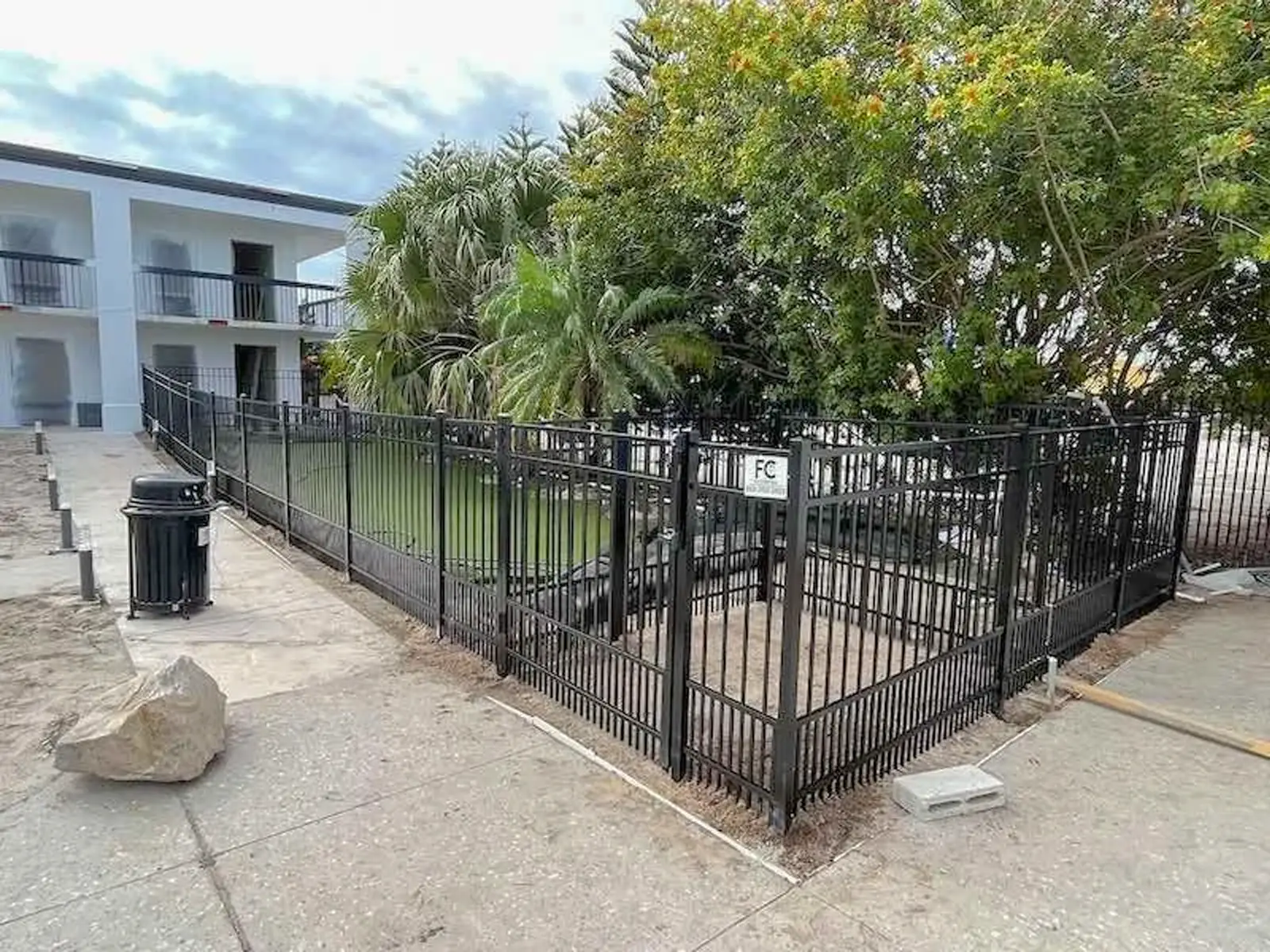 Aluminum_fence