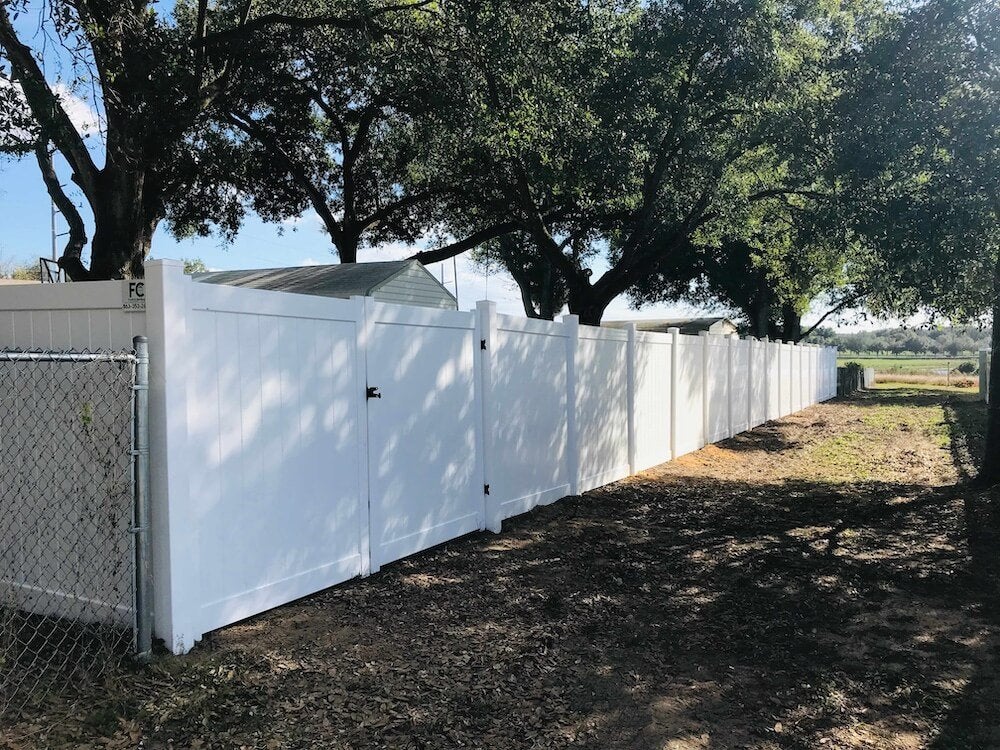 Vinyl_fence
