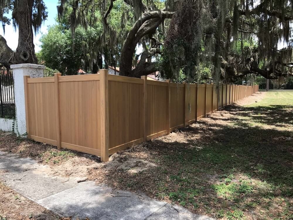 Vinyl_fence