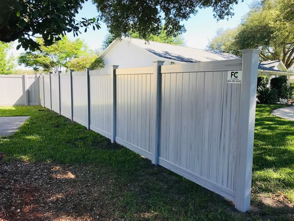 Vinyl_fence