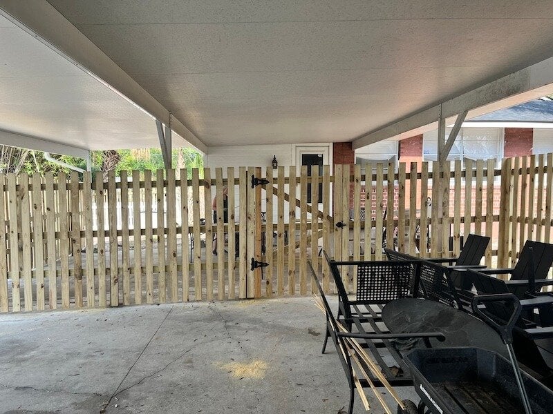 Wood_fence